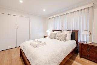 Geelong 3 Bedroom House, 4 Beds, Near City Centre - 6