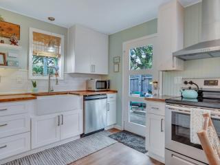 Salt Palms Cottage - 1