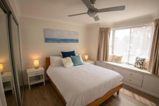 Illaroo House - Shoal Bay - 4