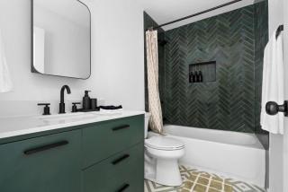 Modern 8BR Oasis in Central Austin - 2