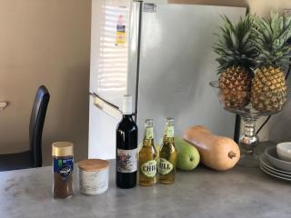 Airport Reading Room Rest - 1