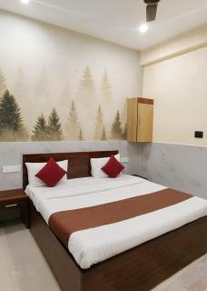 Hotel RK Grand Galaxy - Rukmani Vihaar Best Rated Area - Family Budget Stay - 3
