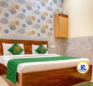 Hotel RK Grand Galaxy - Rukmani Vihaar Best Rated Area - Family Budget Stay - 0