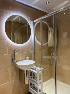 Duplex Apartment in Greater Manchester - 5