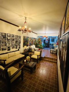 Hospedaje El Escudero - 8