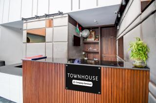 Super Townhouse Vibhuti Khand Gomti Nagar Formerly Pratham Inn - 1