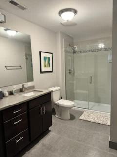 4 Bedroom Sleeps 20 people - Chicago - 3