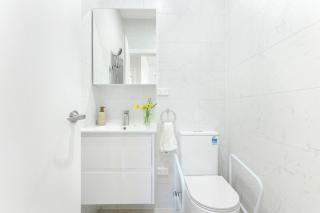 Large Family Friendly House Central Riverwood Stay - 6