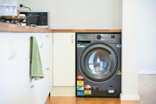 Large Family Friendly House Central Riverwood Stay - 2