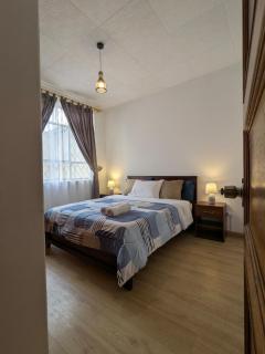 Cozy 2BR Home Near Downtown Family Friendly - 4