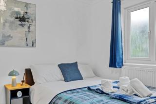 The Central Suite Modern 2 Bedroom Flat - 3