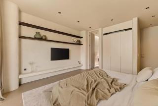 Villa Amira 3BR Minimalist Chic Villa in Padonan - 4