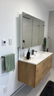 Mount Taranaki Basecamp 4BR Farmhouse & Games Room -  - 7