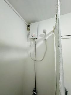 Cozy 2BR Near Clark with WiFi - Self Check-in - 1