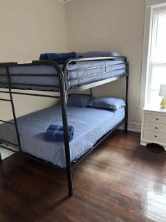 North Chicago Spacious Home - 3