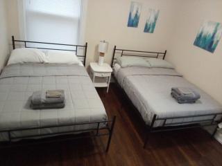 North Chicago Home - Chicago - 4