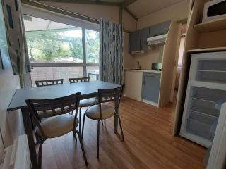 Chalet pour 2 avec Terrasse - Rampe d'accès - API-1-52-922 - 9