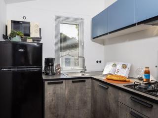 Mobil home confortable avec terrasse à Saint-Hilaire-de-Riez - API-1-52-887 - 8