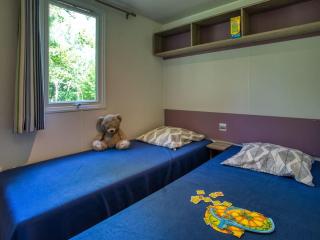 Mobil home confortable avec rampe d'accès - 4 personnes - API-1-52-921 - 4