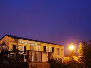 Mobil home avec terrasse à Loudéac pour 4 personnes - API-1-52-898 - 8