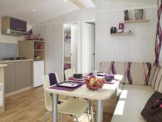 Mobil home avec terrasse à Loudéac pour 4 personnes - API-1-52-898 - 4