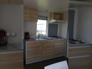 Mobile-home avec terrasse à Tréguennec, parfait pour 4 personnes - API-1-52-928 - 7