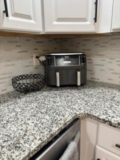 Cozy 3 Bedroom Home with Garage - 7