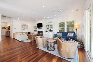 CM3302: 3302 Cameron Blvd. - 1