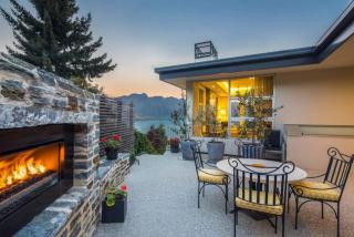 Q by the Lake Aspen Grove Stunning Views - Queenstown - 8