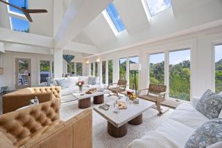 SV3553: 3553 Seaview Drive - 6