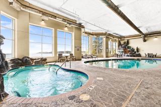 Whispering Pines Lake Views Studio 2 Queen Beds, Heated Pool and Hot Tub - 4