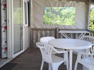 Mobil-home cosy avec terrasse à Tréguennec - API-1-52-977 - 8