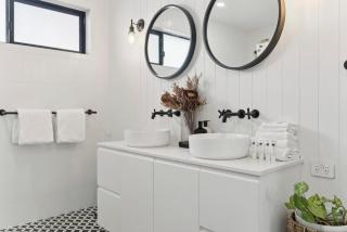 Donovan's Guest House - Foodies, Pet Friendly - 3