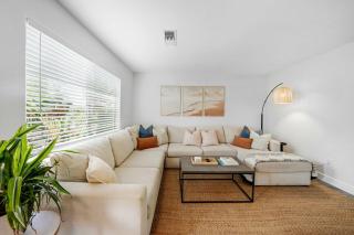 Leucadia's Beach House w Game Room - 0