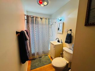 Free Chick-Fil-A & Starbucks! 502 Hideaway! - 5