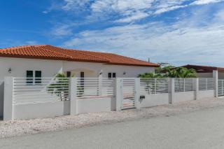 Salinja Paradise Villa - Eagle Beach - 8