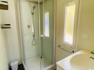 Mobil-home 3 pièces avec terrasse à Camon - API-1-52-1043 - 2