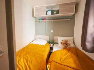 Mobil-home Prestige avec Terrasse pour 4 personnes - API-1-52-1050 - 5