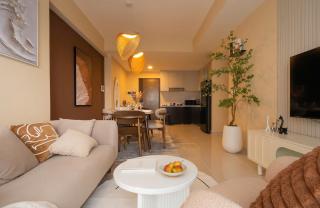 Soho Residence - Luxury Studios & 2-3 Bedrooms - City Centre District 1, 5 Mins to Bui Vien - 5