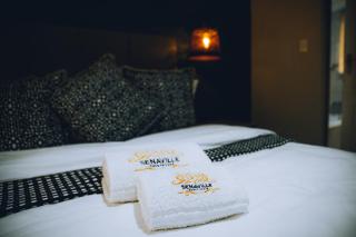 Senaville Guesthouse - 8