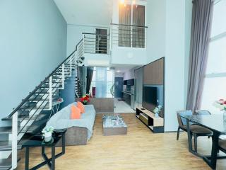 High Floor 2BR Loft Seaview Maritime by Golden Hour 0706 - 9