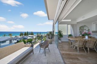 Luxury Curl Curl Retreat - Pool and Parking - 8