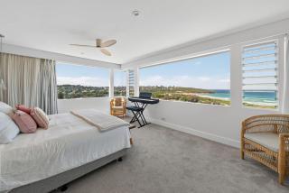 Luxury Curl Curl Retreat - Pool and Parking - 2