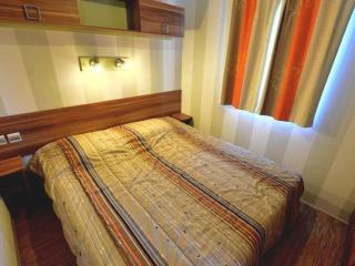 Mobil-home avec Terrasse, 3 Chambres, 4 Personnes - API-1-52-1131 - 8