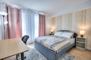 Tiny Penthouse Big Balcony Central & Cozy - 7