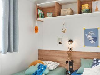 Mobil-home avec terrasse à Hyères, idéal pour 4 personnes - API-1-52-1135 - 3