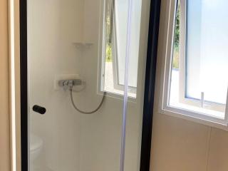 Mobil home avec Terrasse et Accès Handic. à Groléjac - API-1-52-1155 - 5