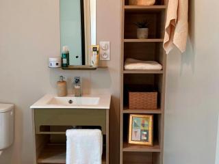 Mobil home avec Terrasse et Accès Handic. à Groléjac - API-1-52-1155 - 3