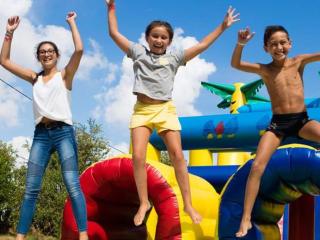 Mobil-home avec Terrasse pour 6 personnes à Illiers-Combray - API-1-52-1177 - 2