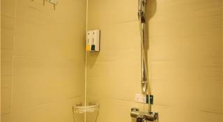 City Comfort Inn Wuzhou Bus Station - 2